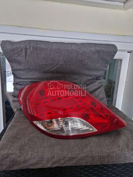 Lampa leva led za Peugeot 207 od 2006. do 2012. god.