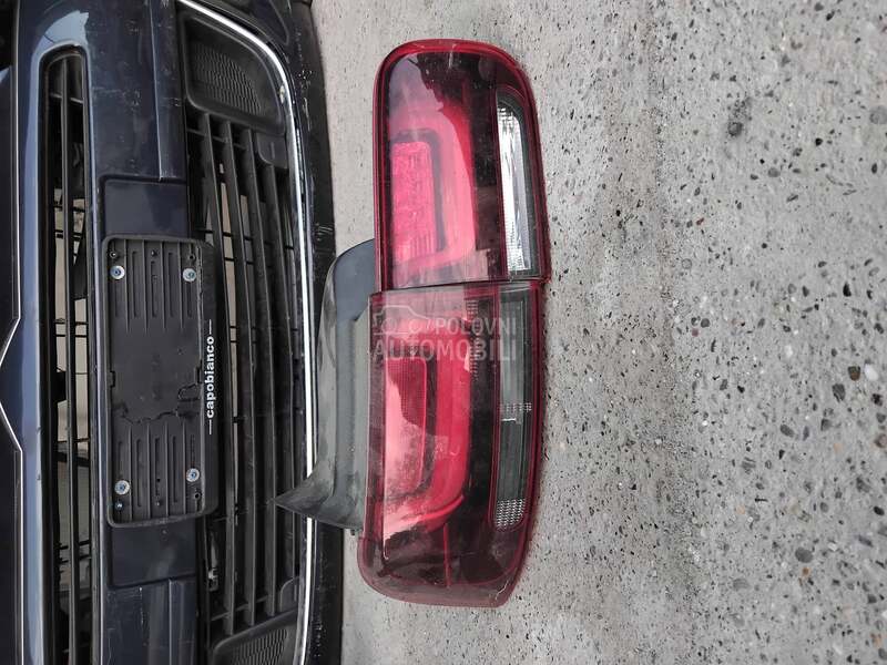 Stop svetlo za Citroen C4 Cactus