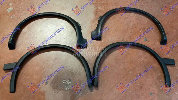 RUB PLASTICNI BLATOBRANA (SET za Volkswagen Golf 2 od 1988. do 1991. god. - 062206560