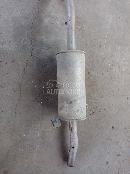 zadnji lonac za Peugeot 207, 307, 407 od 2000. do 2013. god.