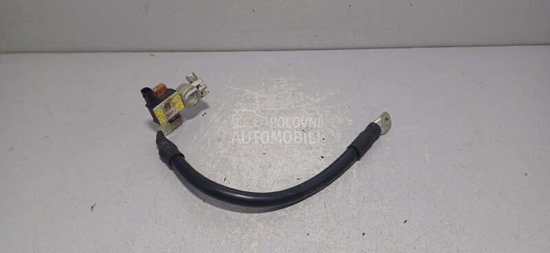 KLEMA za Audi A5 - 8T0915181