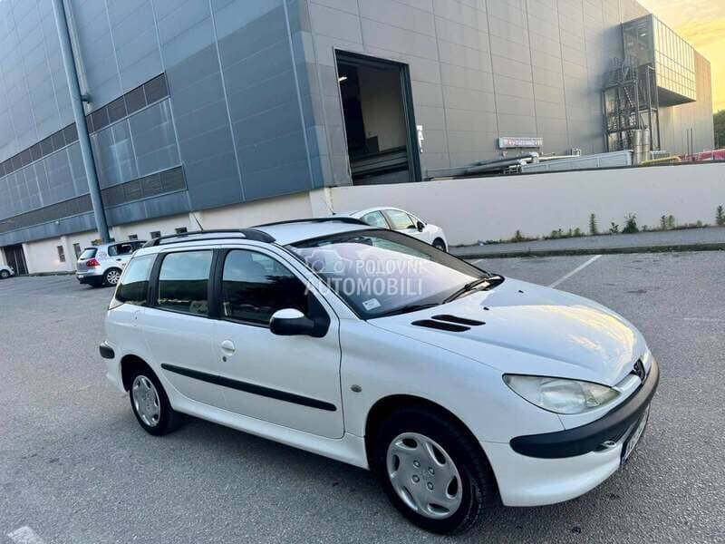 Peugeot 206 2003 - 2015. god. -  kompletan auto u delovima