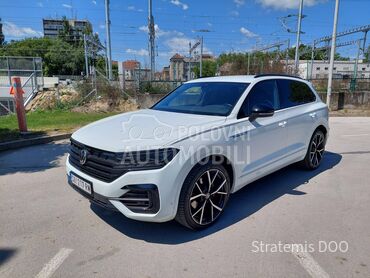 Volkswagen Touareg 3.0 V6 R-LINE, 48.500 €, 2020. Džip/SUV, Dizel | 2967 cm3, 84.000 km, 210kW (286 KS), Automatski / poluautomatski, 4/5 vrata, 5 sedišta, Subotica