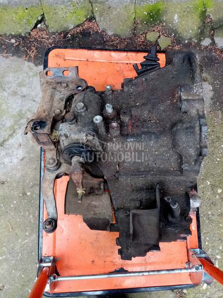 menjac 1.3 xl za Toyota Corolla od 1987. do 1992. god.