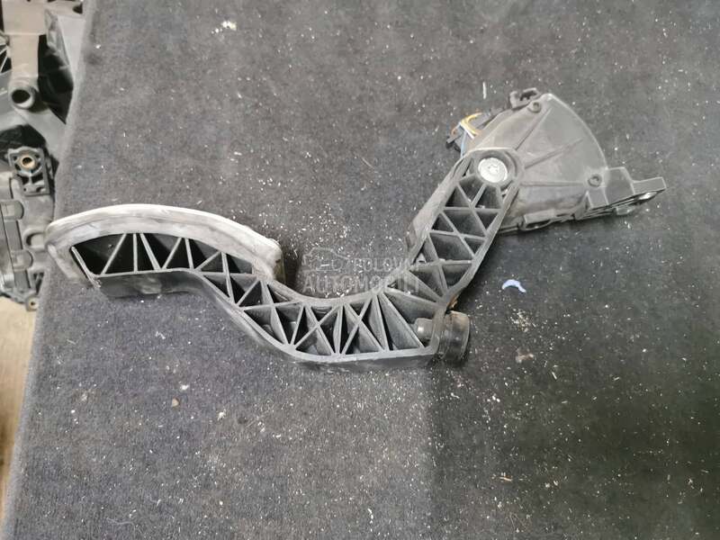 pedala kvačila. c5/4b za Audi A6 od 1997. do 2004. god. za Audi A6 od 1997. do 2004. god.