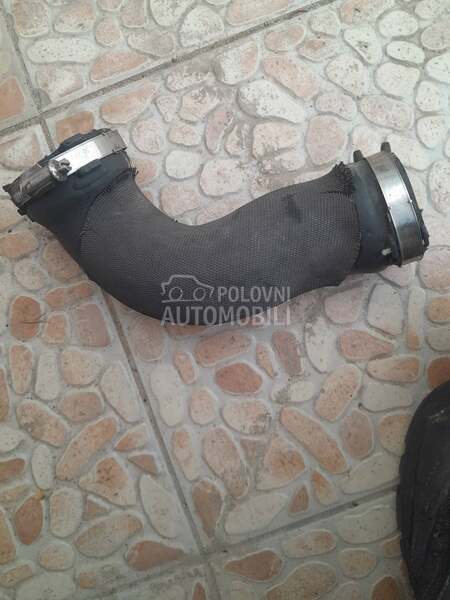 Crevo za interkuler za Audi A4 od 2001. do 2004. god. za Audi A4 od 2001. do 2004. god.