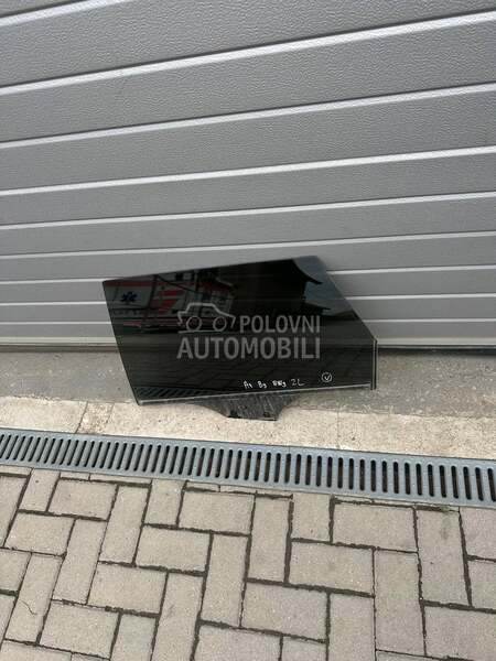 Zadnje levo zatamljeno staklo za Audi A4 od 2015. do 2024. god.