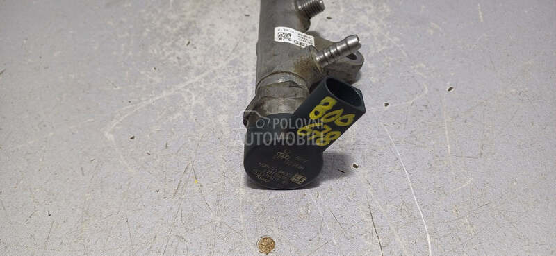 SENZOR MAGISTRALE za Volkswagen Passat B6 - 057130764H