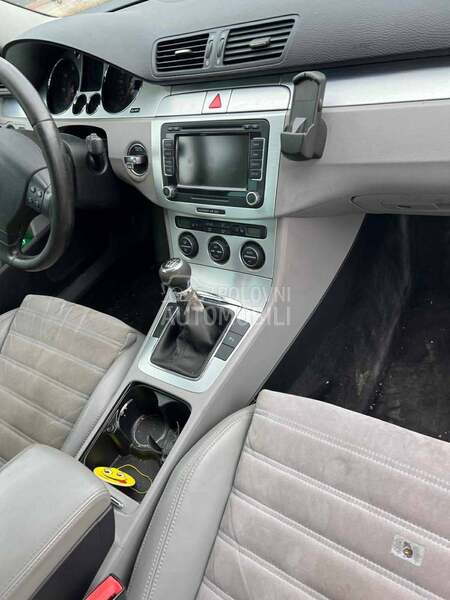 Radio / Multimedija za Volkswagen Passat B6