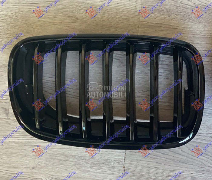 PVC MASKA SJAJ-CRNA za BMW X5 od 2010. do 2013. god.