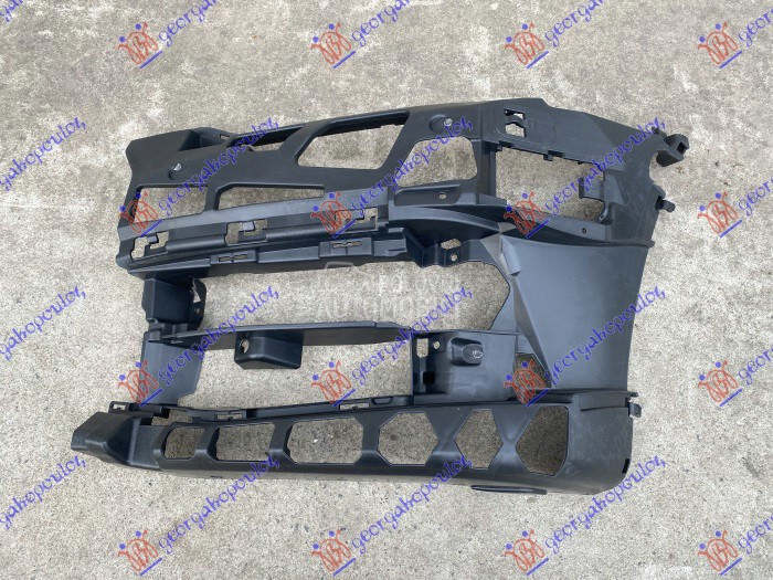NOSAC MAGLENKE PLASTICNI za BMW Serija 5 od 2020. do 2024. god.