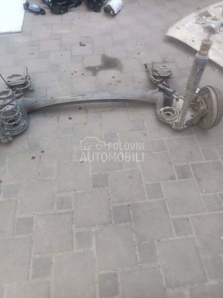 zadnje vesanje za Opel Corsa D