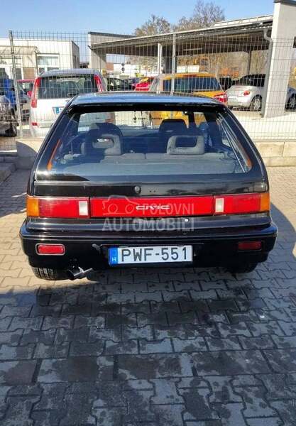 Honda Civic 1989. god. -  kompletan auto u delovima