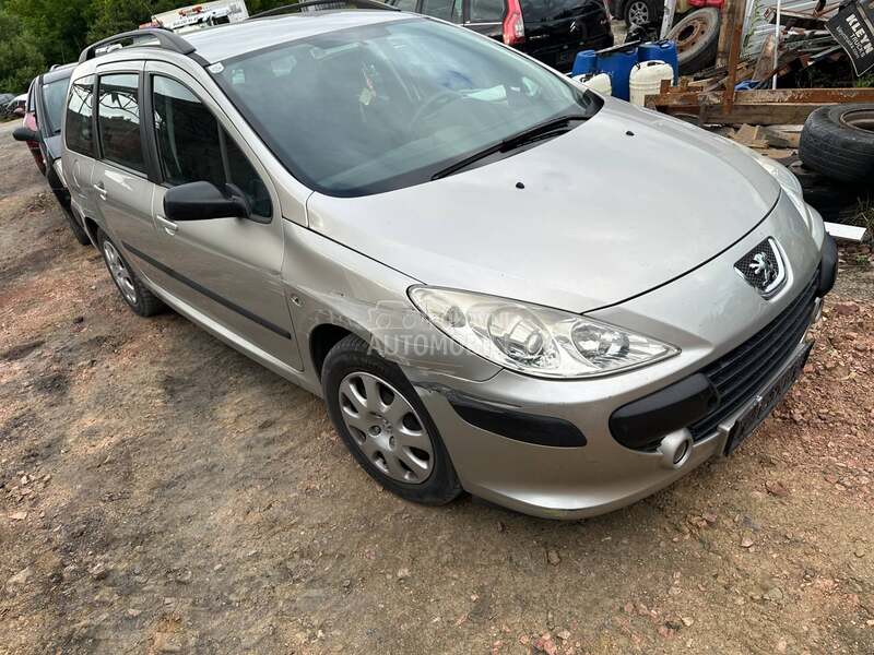 Peugeot 307 ETSC 2008. god. -  kompletan auto u delovima