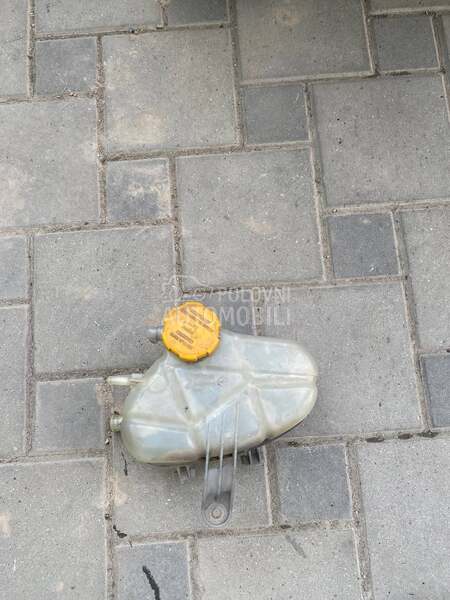 Posuda za antifriz za Opel Corsa D