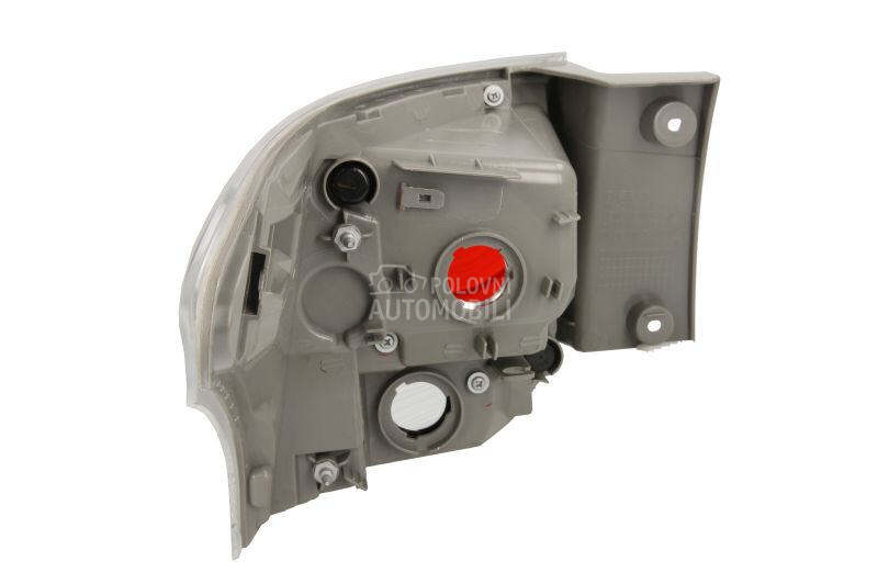 Stop svetla i stop lampe za Mitsubishi Outlander od 2013. do 2016. god.