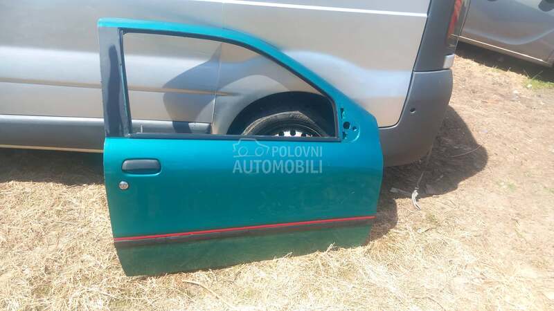 vrata prednja desna za Fiat Punto od 1994. do 2000. god.