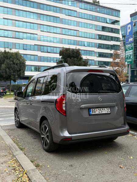 Mercedes-Benz T-Class 2023 photo 2