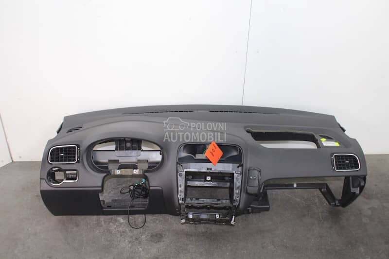 Instrument tabla za Volkswagen Polo od 2002. do 2009. god.