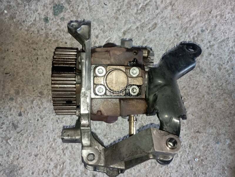 Bos pumpa 1.4hdi za Peugeot 207