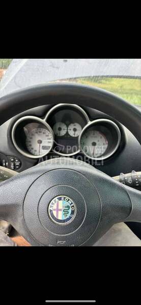 volan za Alfa Romeo 147 od 2000. do 2005. god.