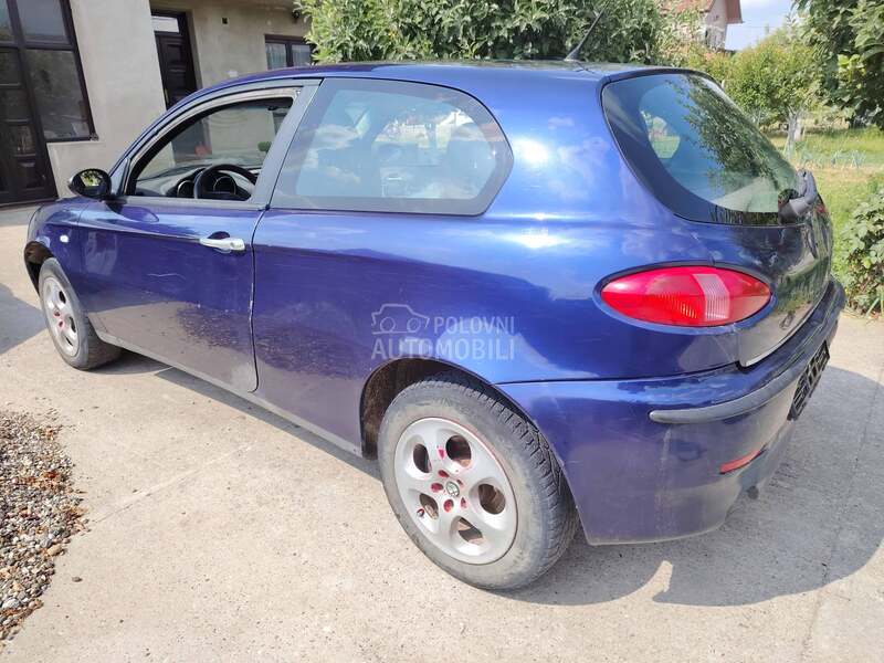 podizaci stakala za Alfa Romeo 147 od 2000. do 2005. god.