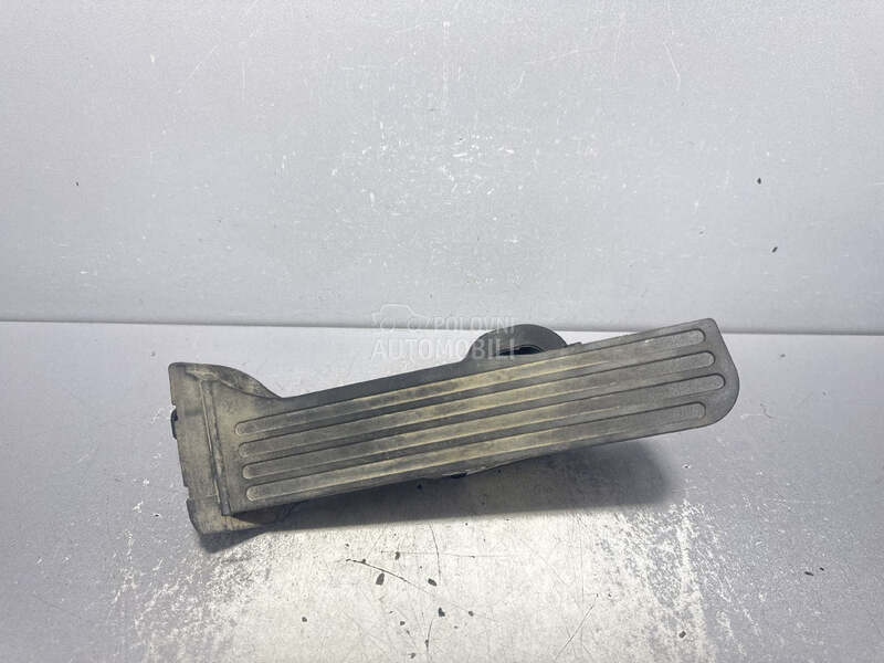 PAPUCICA GASA za Volkswagen Passat B6