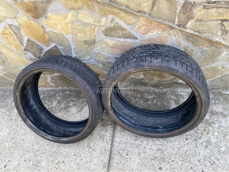 Achilles 215/35 R19 Zimska
