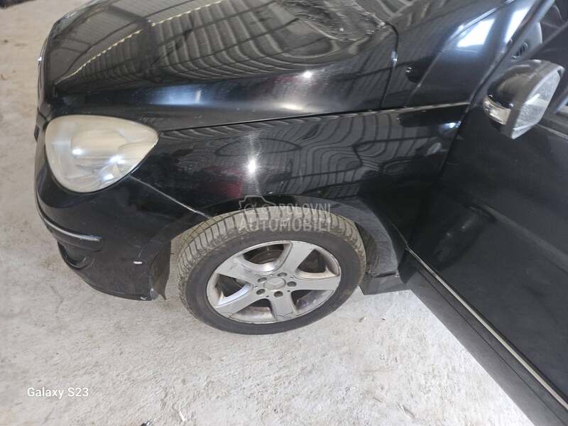 W245 B Klasa Krilo levo za Mercedes Benz B Klasa od 2004. do 2008. god.