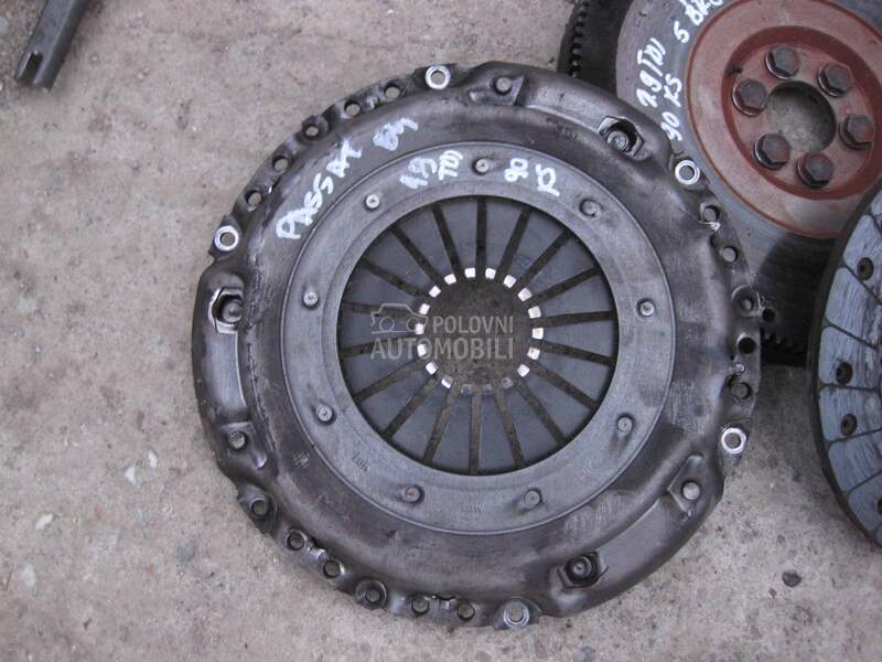 Set kvacila 1.9 tdi 66 kw za Volkswagen Passat B4