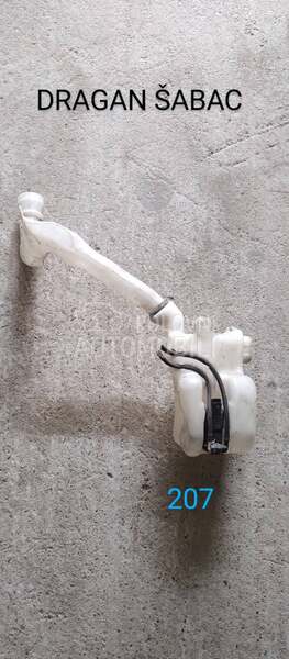 Sistem za pranje stakala boca za Peugeot 206, 208, 308 ... od 1996. do 2012. god.