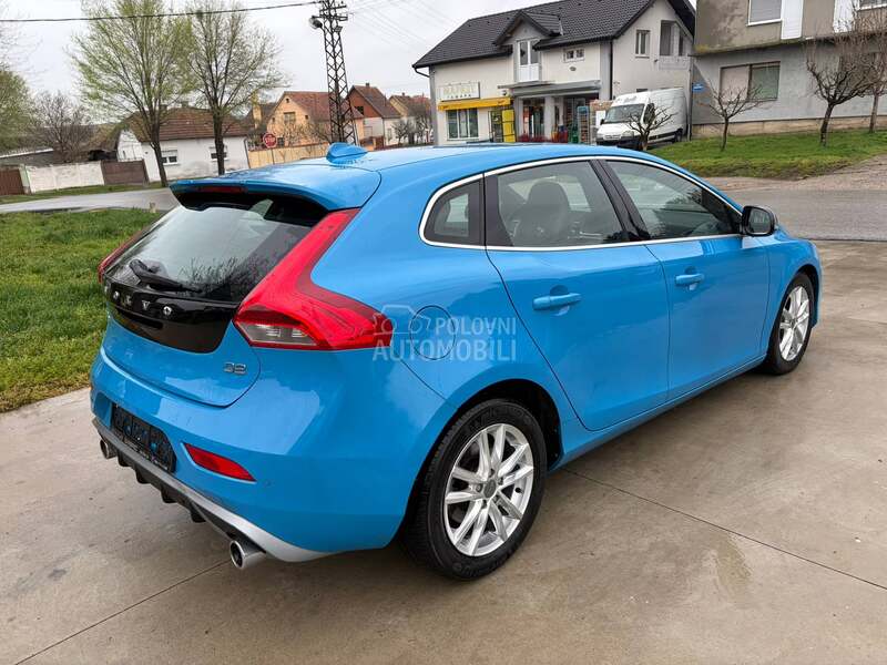 Volvo V40 2013 photo 3