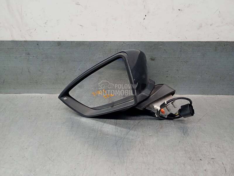 Retrovizor levi za Seat Leon od 2012. do 2020. god.