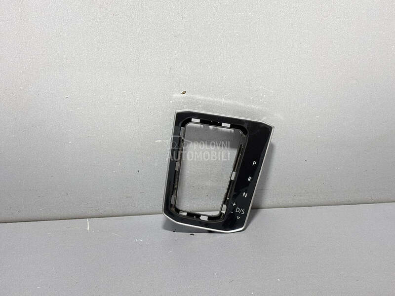 PLASTIKA za Volkswagen Tiguan