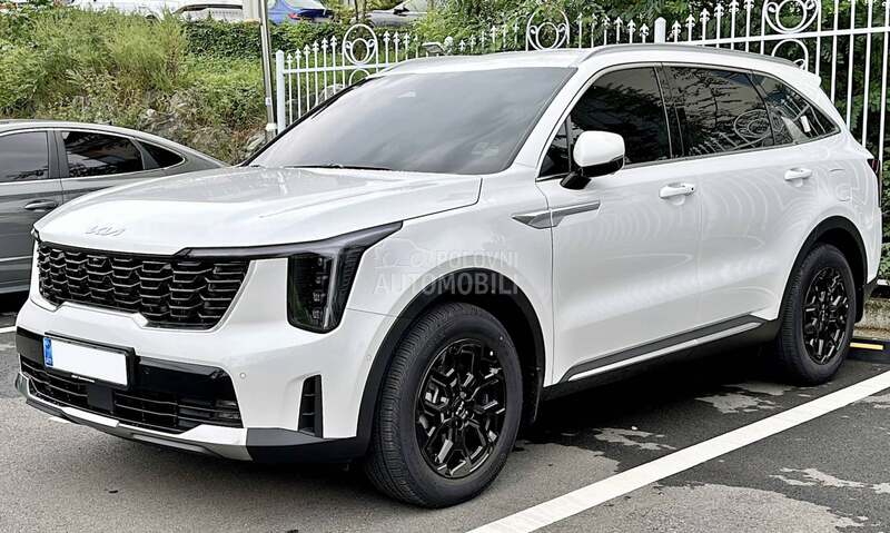Kia Sorento 24-25 god -  kompletan auto u delovima