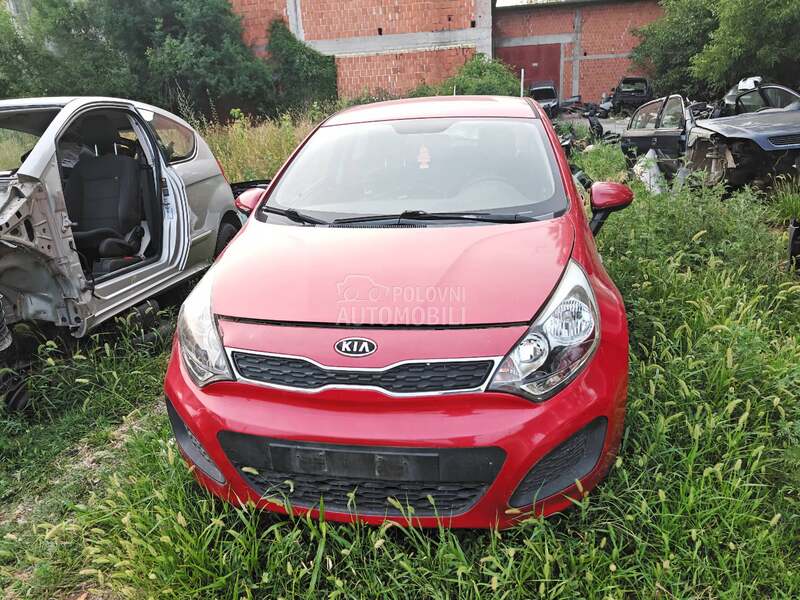 Kia Rio 1.1crd 2012. god. -  kompletan auto u delovima