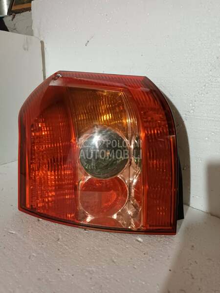 Leva stop lampa za Toyota Corolla od 2004. do 2006. god.
