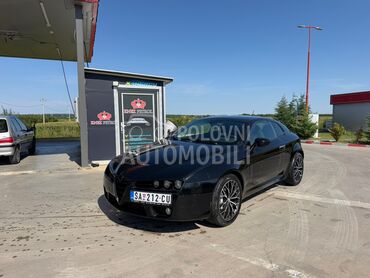 Alfa Romeo Brera (može zamena), 7.999 €, 2009. Kupe, Dizel | 2387 cm3, 207.000 km, 154kW (209 KS), Manuelni 6 brzina, 2/3 vrata, 4 sedišta, Klenak