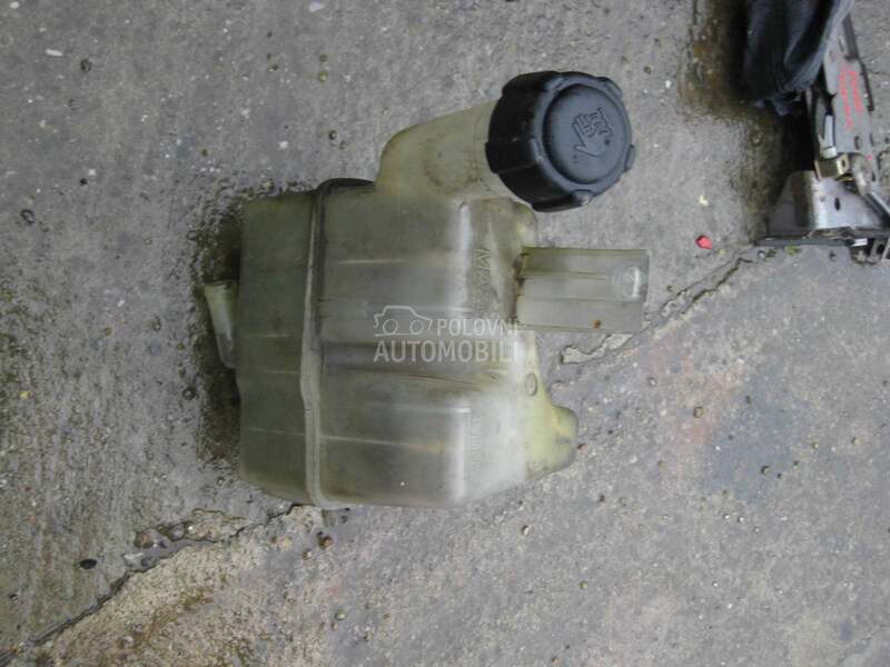 Posuda rashladne tecnosti za Renault Laguna