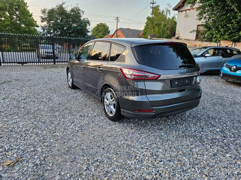 Ford S-Max 2019 photo 3