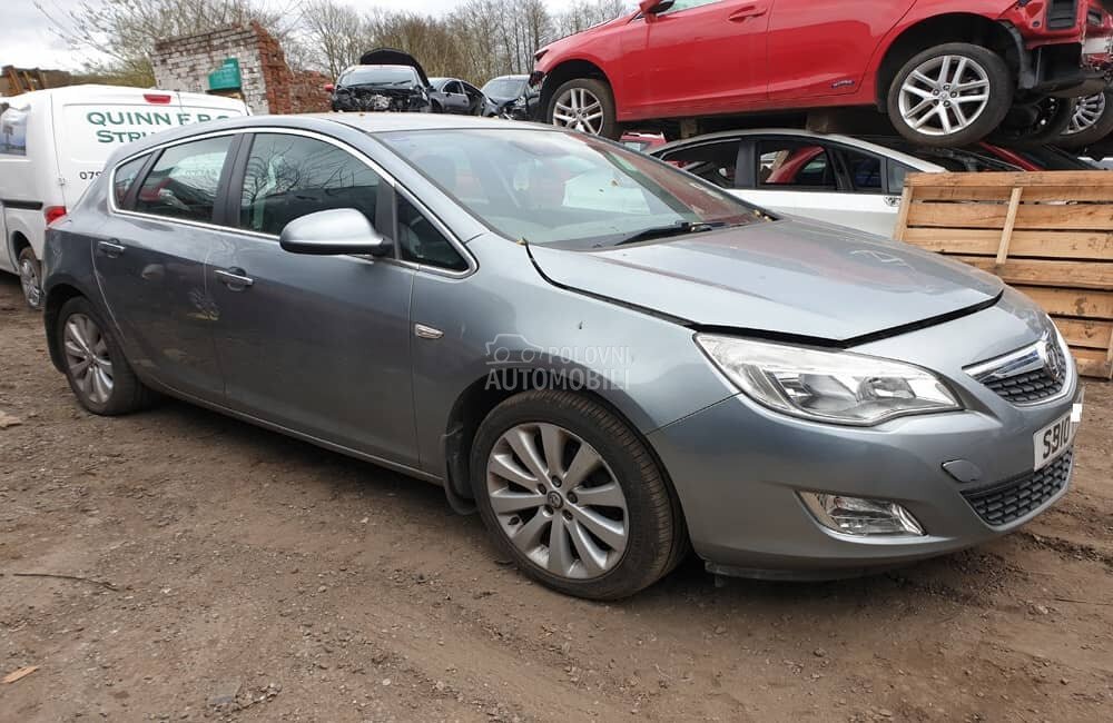 kocioni servo dobos za Opel Astra J