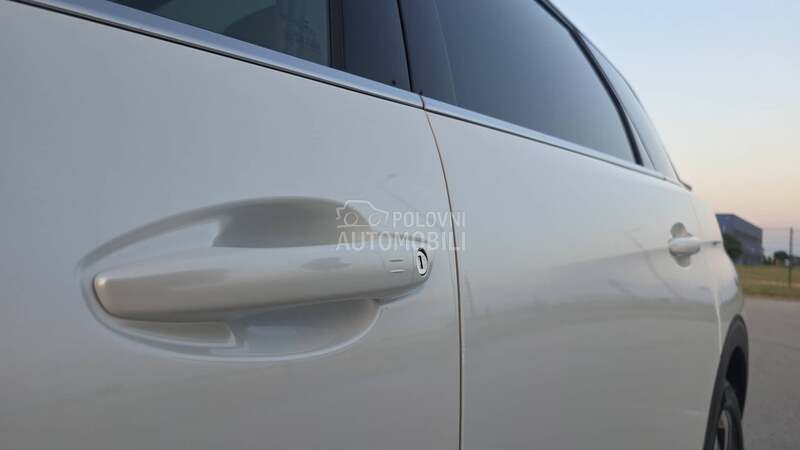 Peugeot 5008 2018 photo 4