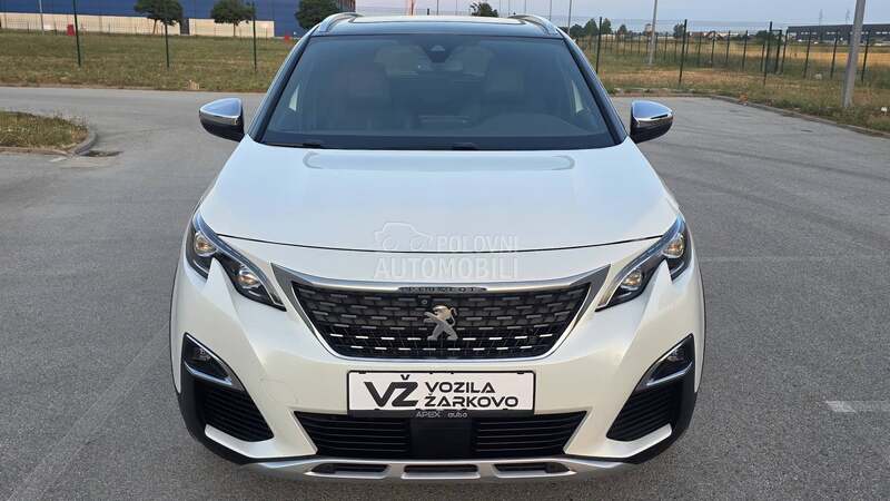 Peugeot 5008 2018 photo 5