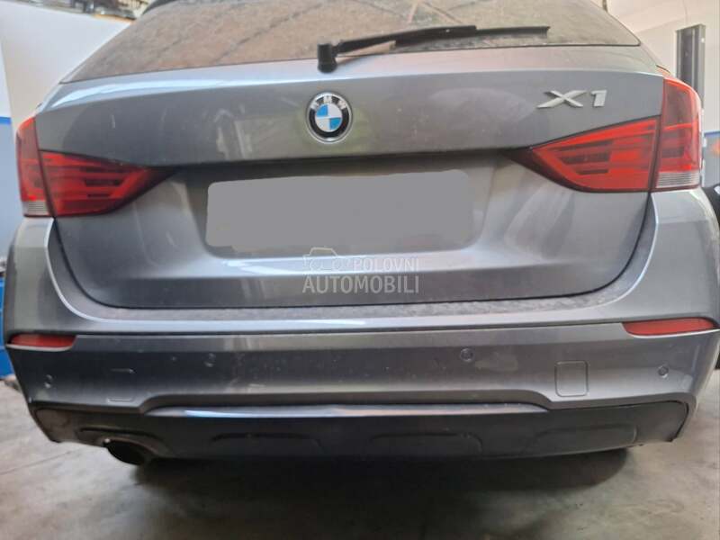 Branik zadnji sivi E84 za BMW X1 od 2009. do 2015. god.