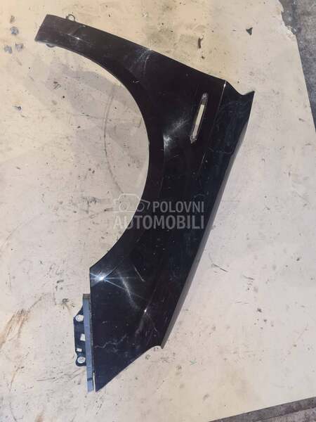 Desno krilo (kod 601) za Alfa Romeo Giulietta