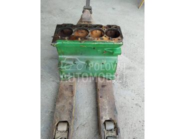 John Deere Blok motora fi 107, 1.050 €, 1980. , Standardni kombajn, Jagodina