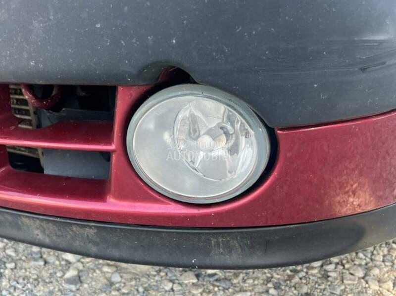 Maglenka leva za Renault Kangoo od 2003. do 2009. god.