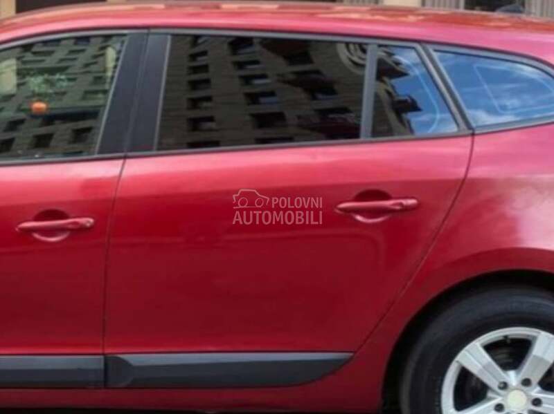 Vrata zadnja leva bordo TENNJ za Renault Megane od 2008. do 2016. god.