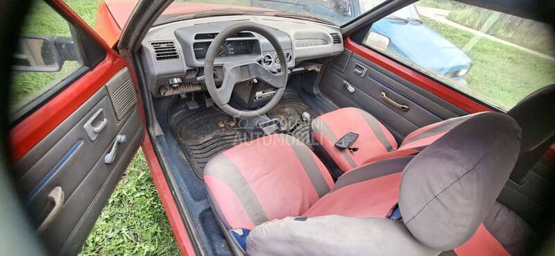 Peugeot 205 1.1 b 1994. god. -  kompletan auto u delovima