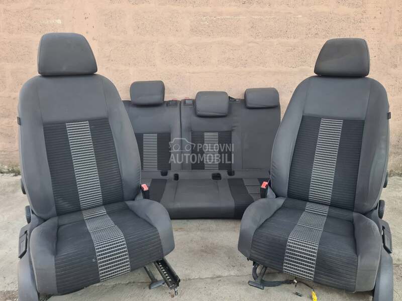Seidsta za Volkswagen Golf 5 od 2003. do 2009. god.